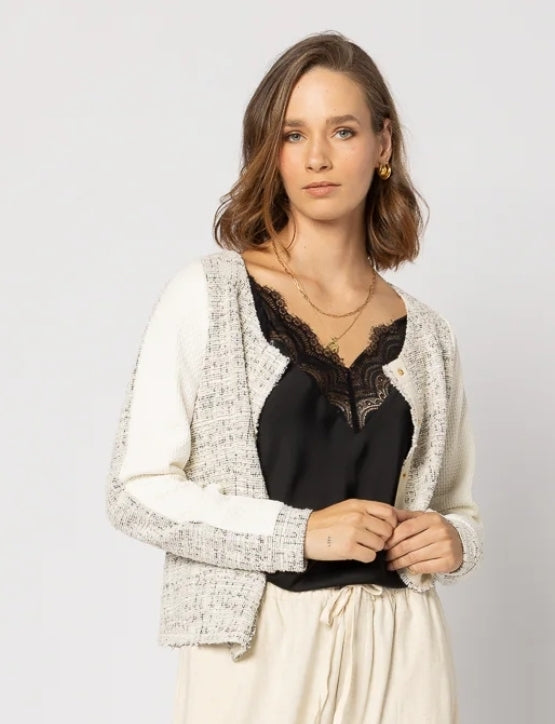 Drama Jakcar Jacket