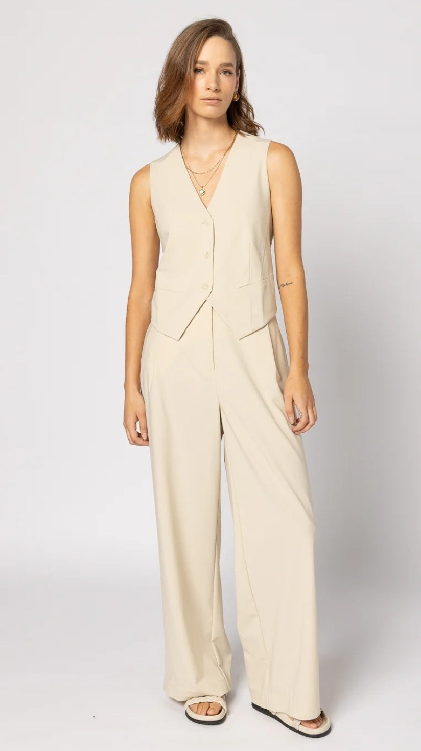 Drama Cardinal Waistcoat