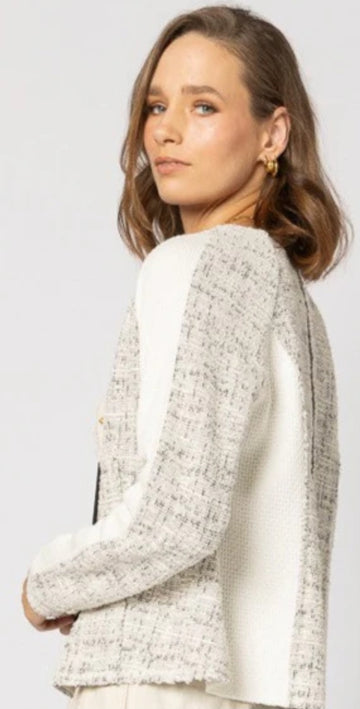 Drama Jakcar Jacket