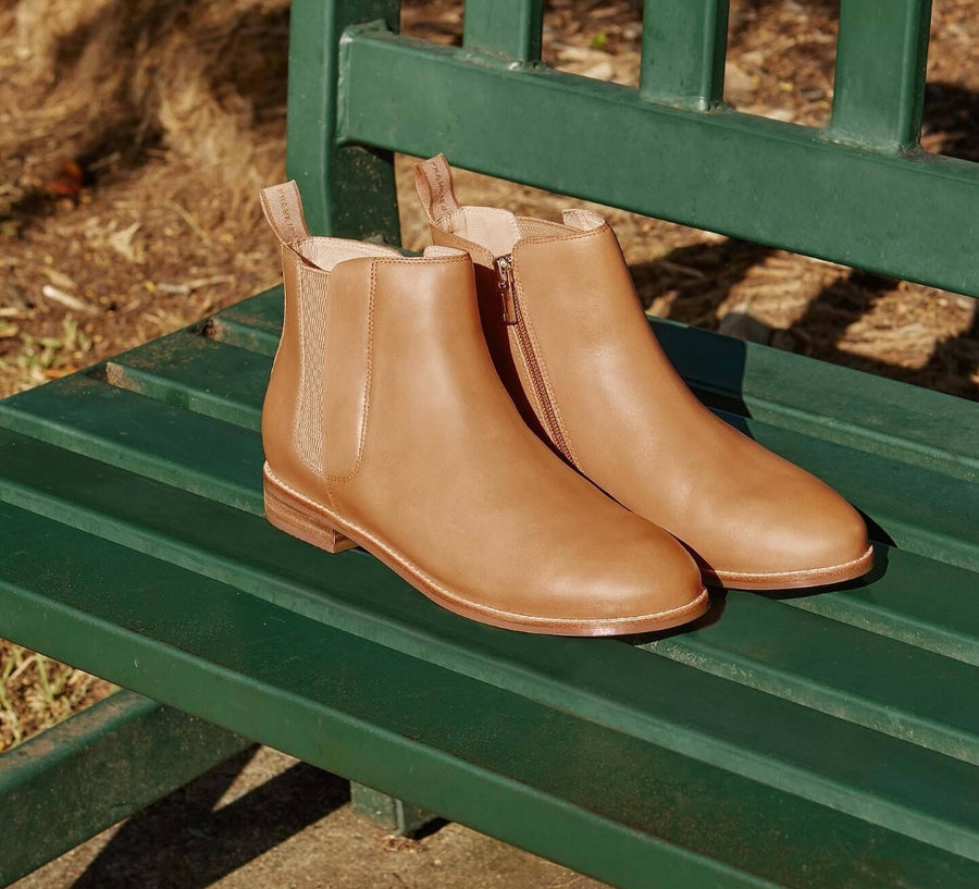 Frankie4 Austin Boot Camel